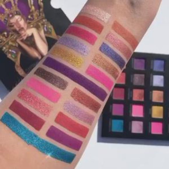 🆕 Eloise The Queen Eye shadow Palette - 20 Shades - Picture 7 of 7